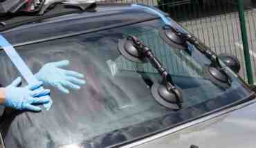 How long does it take to replace a windshield?